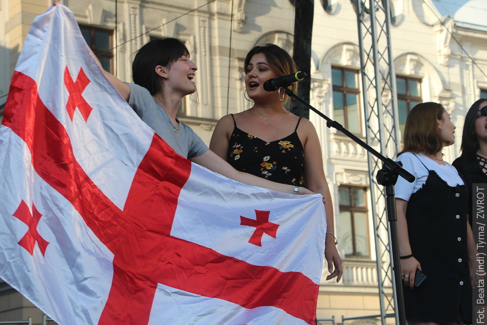 Účastníci školy polského jazyka a polské kultury Slezské univerzity se představili obyvatelům Cieszyna