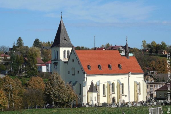 Procházky se Zwrotem: Kostel sv. Jiří mučedníka v Puńcowě