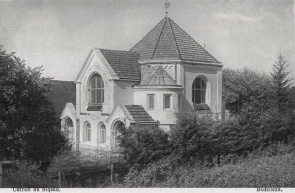 Před 81 lety nacisté vypálili synagogu v Ustroni