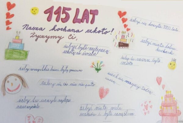 Děti ve Vendryni připravily plakát s přáním pro školu, která slaví 115 let