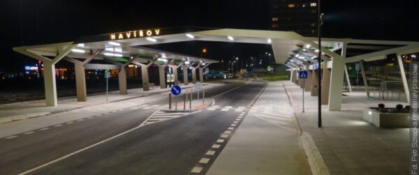 Nový dopravní terminál v Havířově je už v provozu