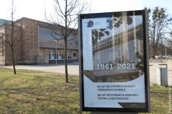 29. dubna si připomínáme 60. výročí otevření budovy Těšínského divadla