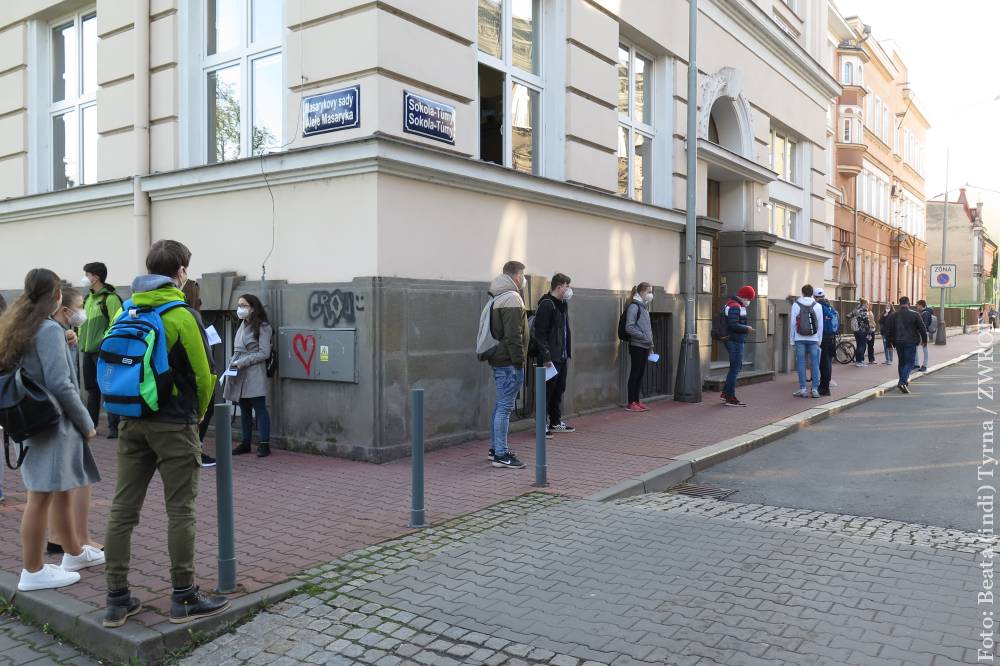 Dnes je druhý den přijímacích zkoušek na střední školy – zwrot.cz