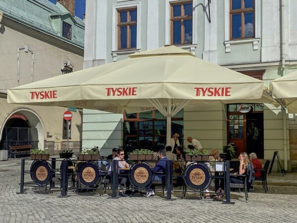 V Polsku se otevírají restaurace a wellness
