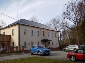 Bývalé polské školy. Polská škola v Komorní Lhotce působila téměř dvě stě let