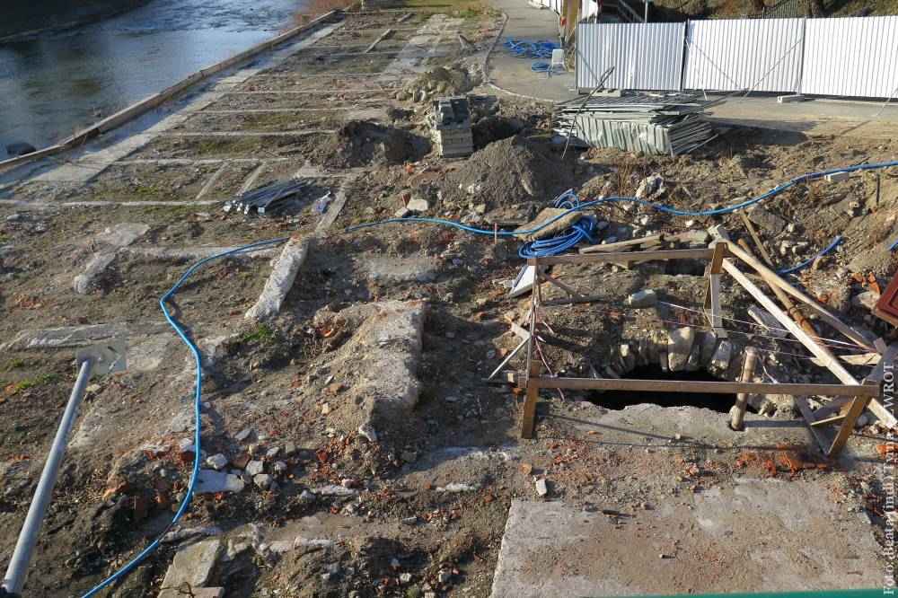 Víme, co bylo objeveno během prací na místě po zbourané celnici v Cieszyně