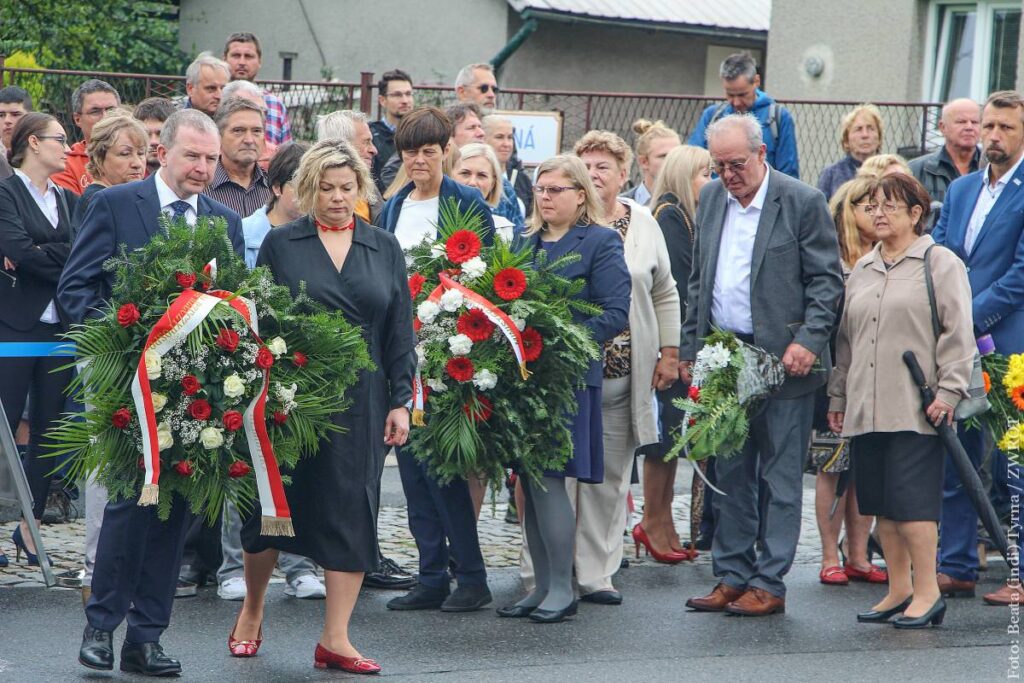 Tato tragédie zanechala v místní komunitě velkou ránu. V Životicích uctili památku zavražděných obyvatel