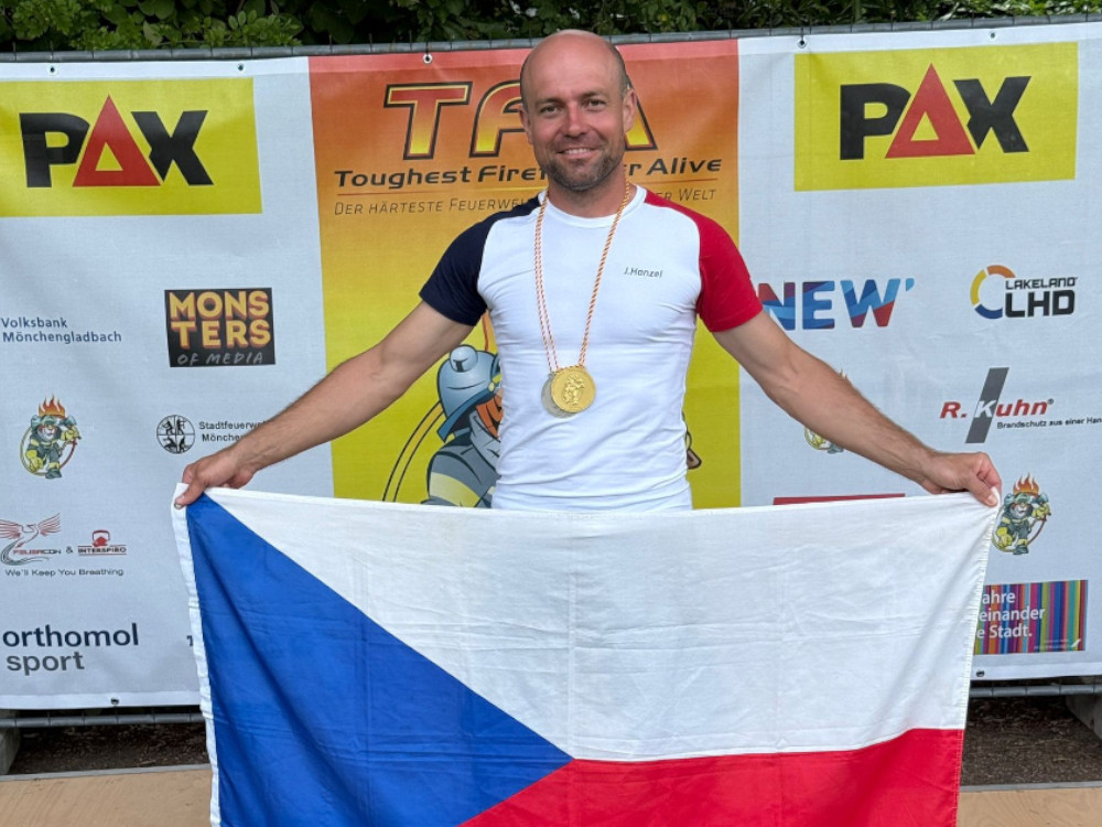 <strong>Jaroslav Hanzel mistrem Evropy v soutěži „Nejtvrdší hasič”!</strong>