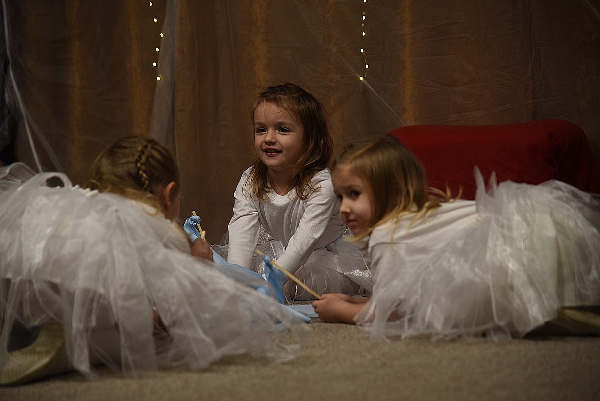 Milíkov: společné vánoční představení polské školy a školky a výstava betlémů